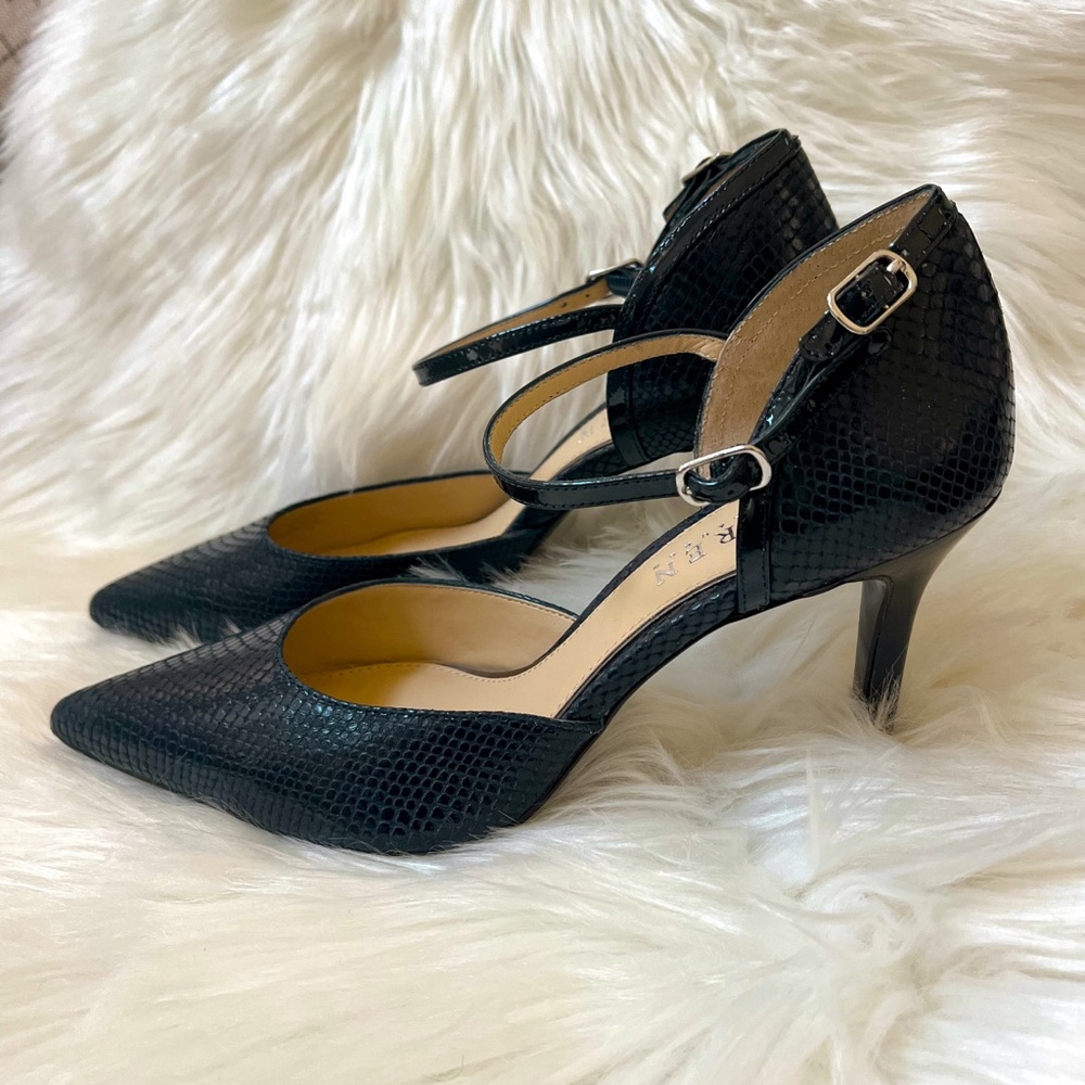 Womens Lauren Ralph Lauren Sophie Pointed Toe Ankle Strap Heels, Navy